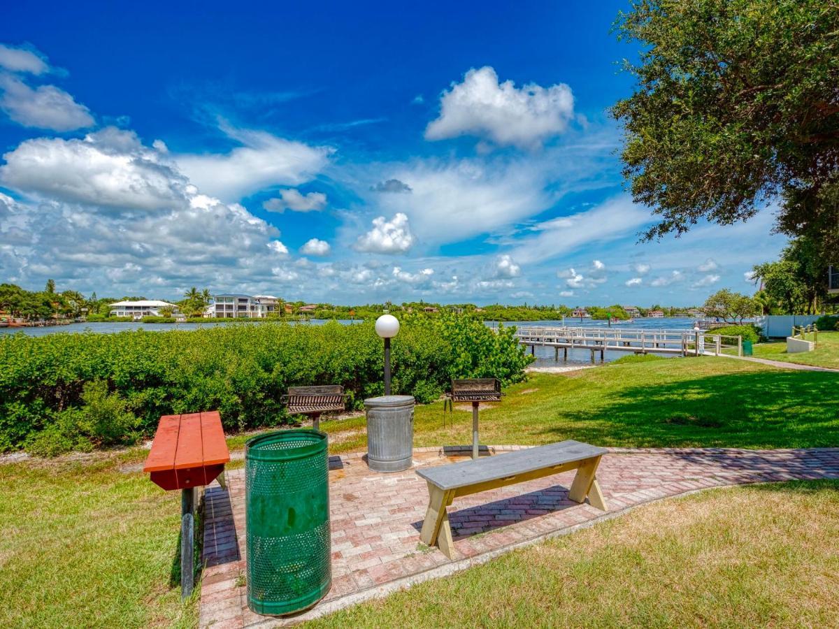 Luxury Waterfront Views - Heated Pool - 1400Sf Duplex - Minutes To The Beach シエスタ・キー エクステリア 写真